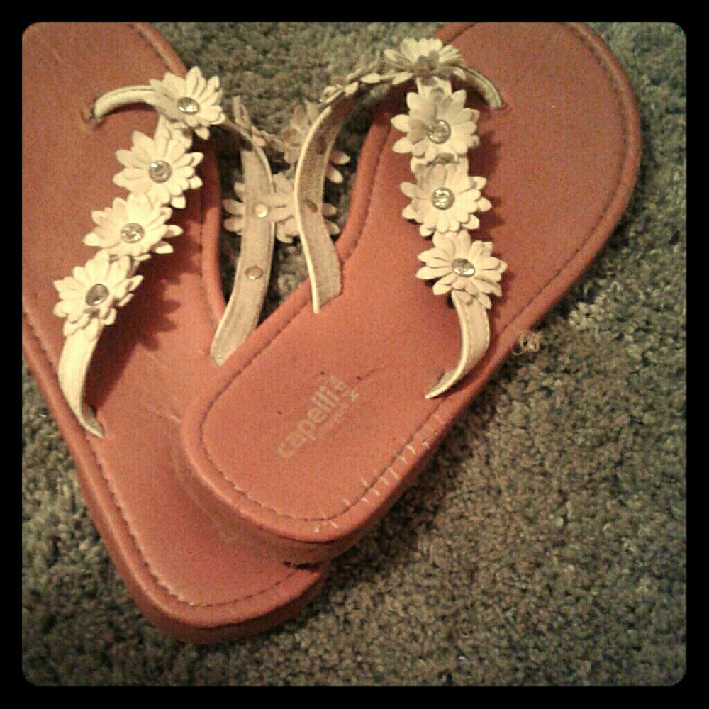 Flower sandles